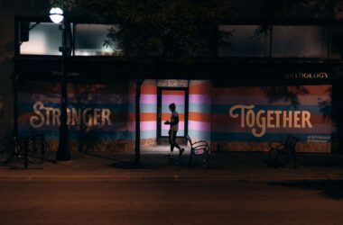 the-field-connection:-how-to-build-lasting-sales-relationships