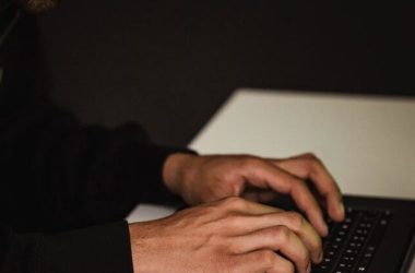 dark-mode-in-3-lines-of-css-and-other-adventures