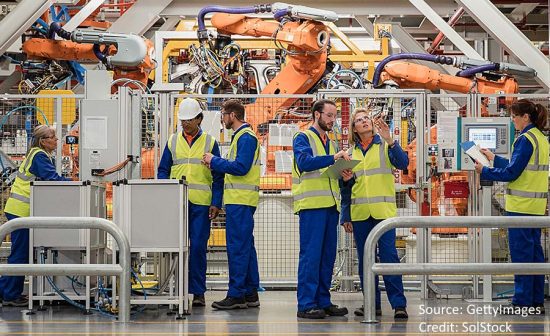 manufacturers-need-as-many-as-3.8m-new-employees-by-2033