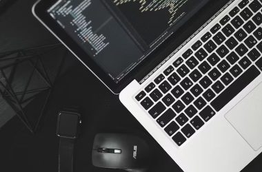 optimizing-vue.js-performance-with-v-if-and-v-show-directives