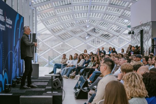 genai:-the-holy-grail-of-product-personalisation-by-joe-futty-–-pendomonium+#mtpcon-roadshow:-amsterdam-2024