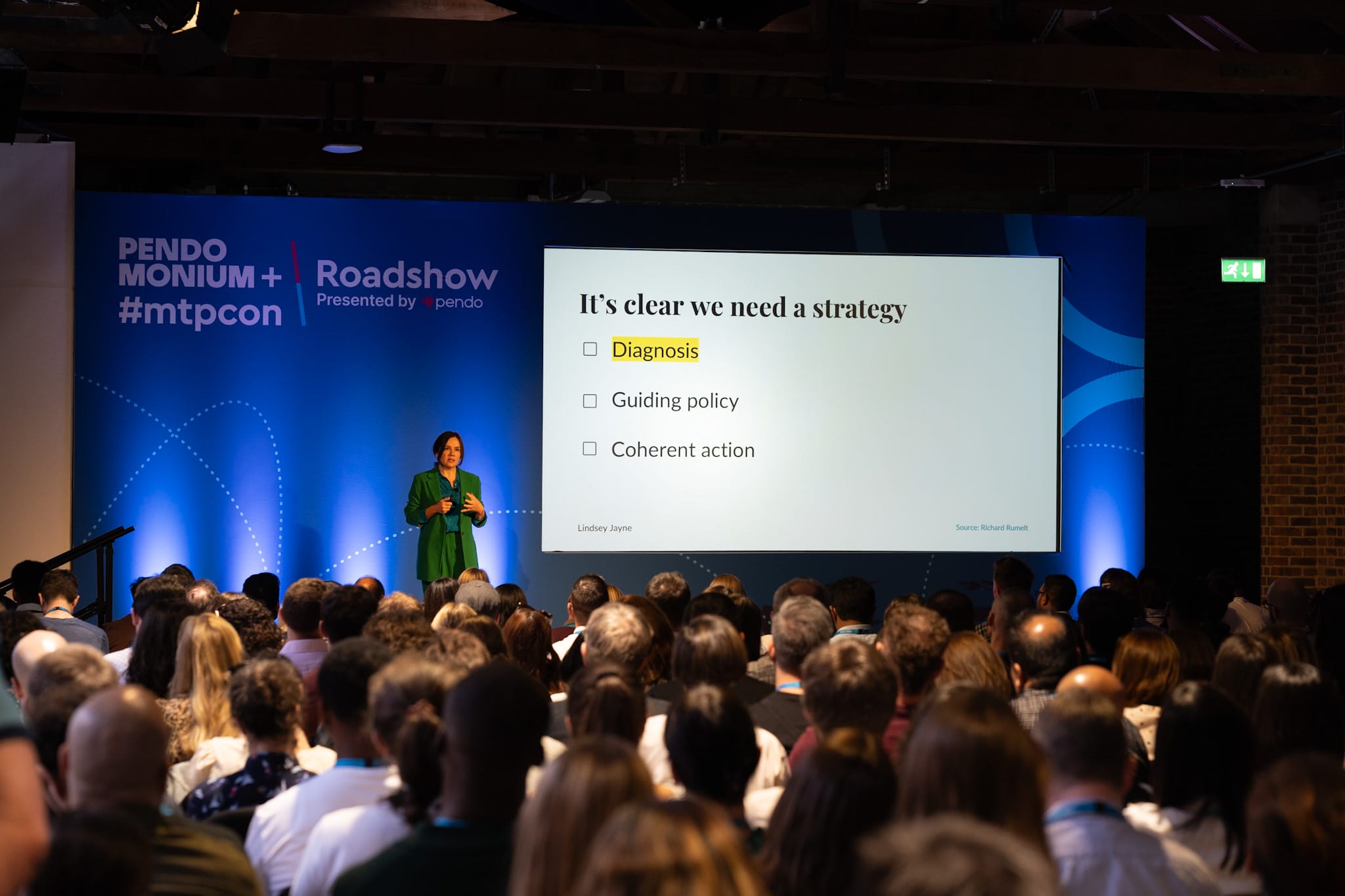 product-lessons-learned-making-early-moves-with-ai-in-media:-lindsey-jayne-(cpo,-financial-times)