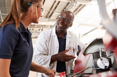 shaping-tomorrow’s-manufacturing-workforce:-implementing-workforce-planning-strategies