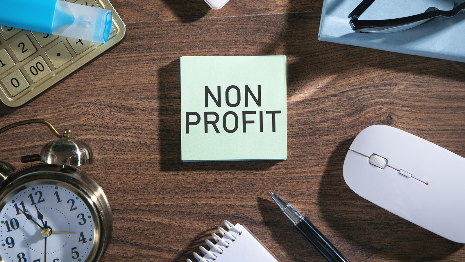 traditional-vs.-non-profit-product-management