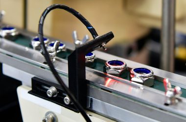 seeing-what-isn’t-there:-how-synthetic-data-is-re-wiring-machine-vision-for-quality